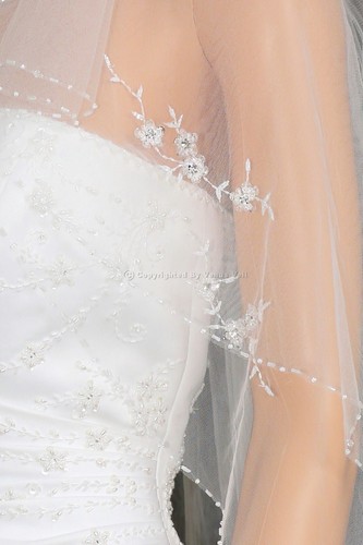 Layer floral motifs crystal - layer,